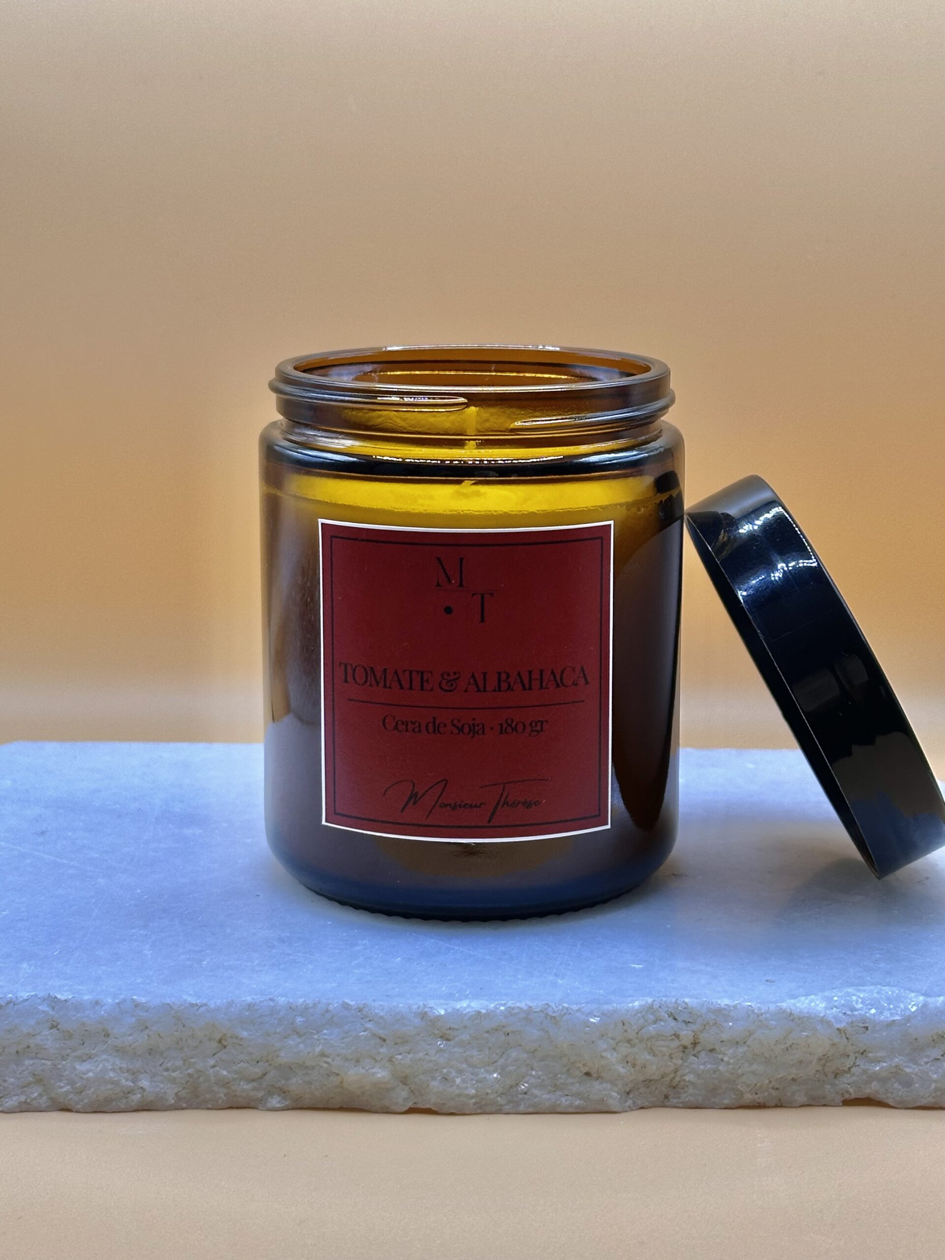 VELAS TOMATE & ALBAHACA 180gr VELAS TOMATE & ALBAHACA 180gr