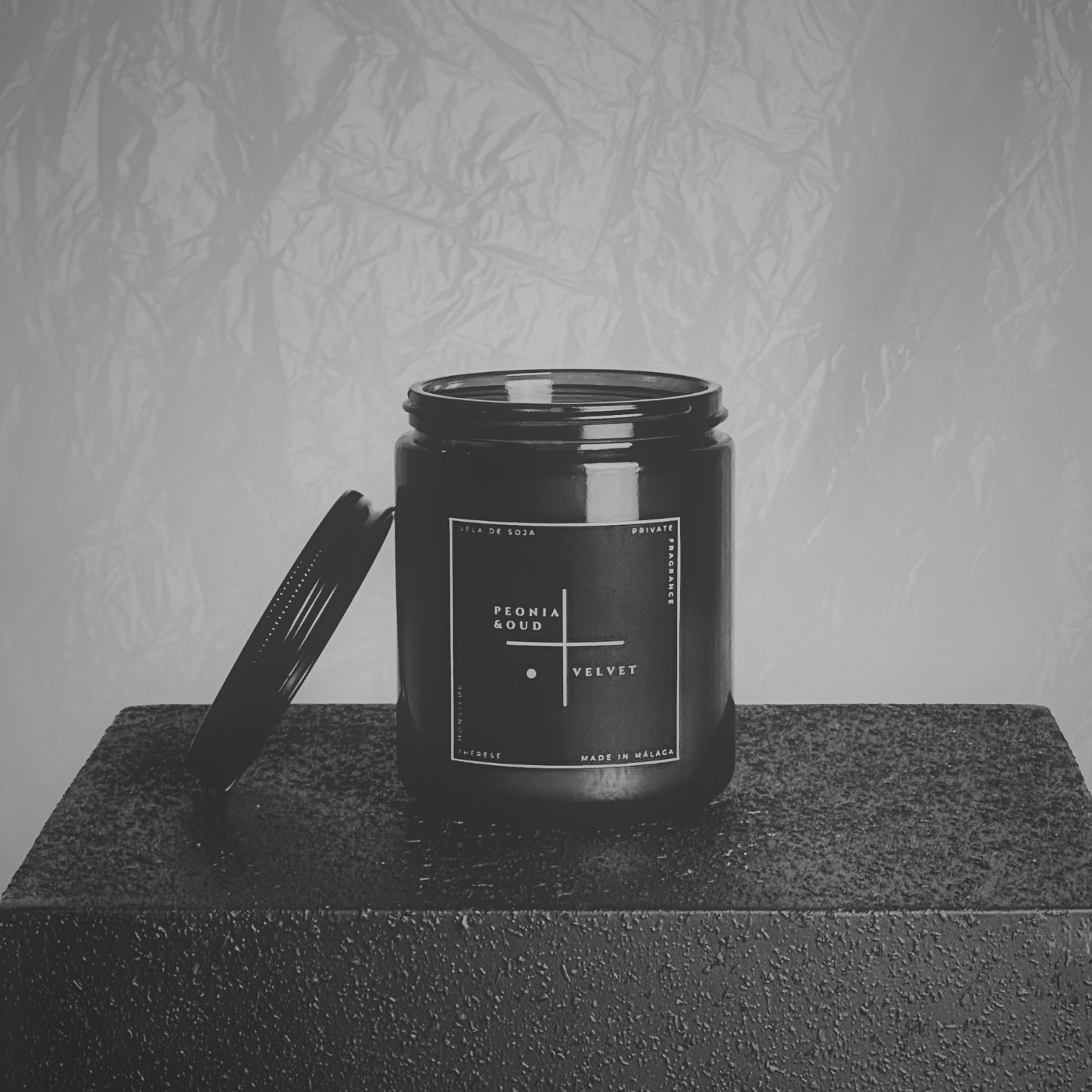 VELA PEONIA & OUD ( VELVET ) 200G VELA PEONIA & OUD ( VELVET ) 200G