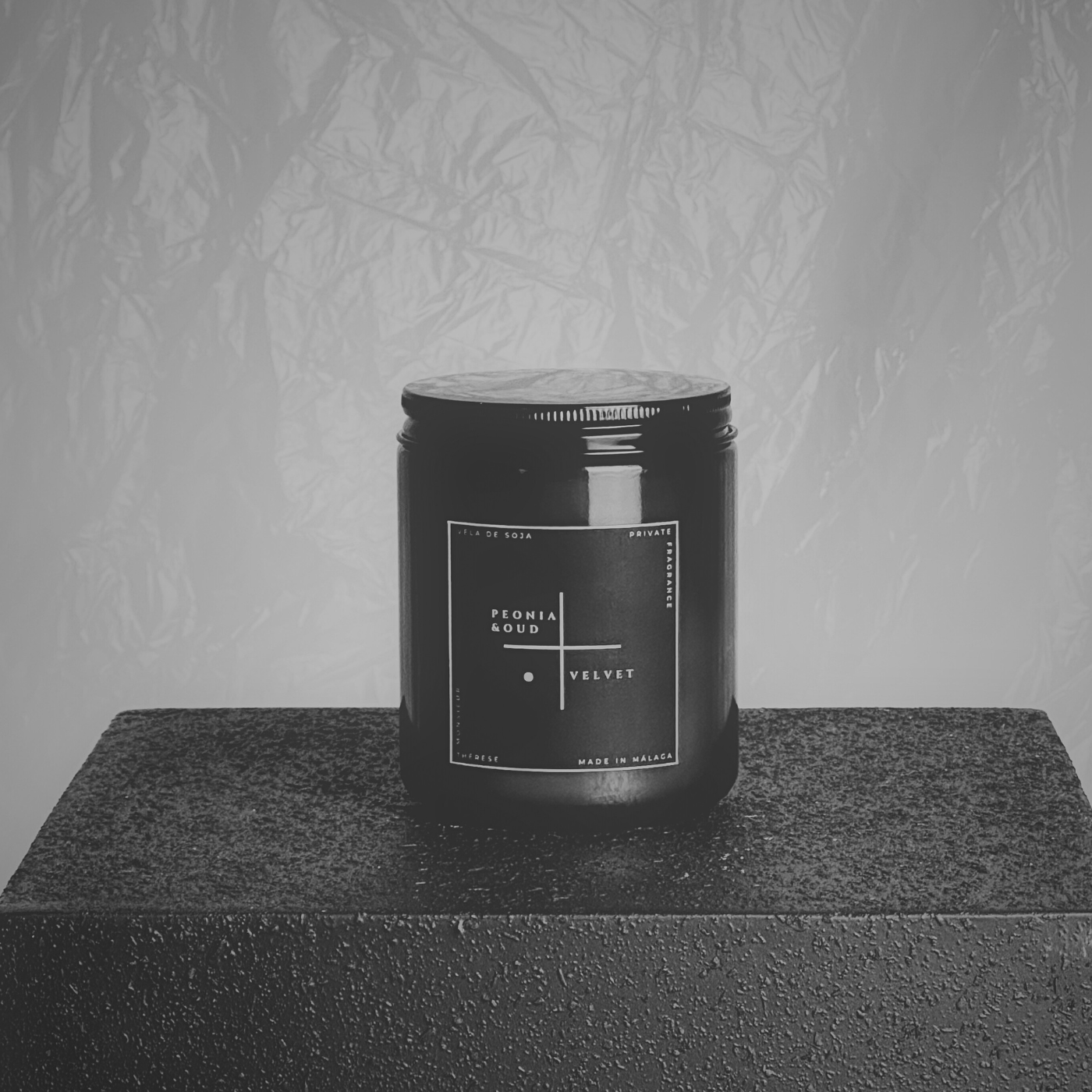 VELA PEONIA & OUD ( VELVET ) 200G VELA PEONIA & OUD ( VELVET ) 200G - Imagen 3